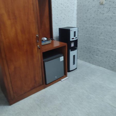 Family Bungalow Гили Мено Екстериор снимка