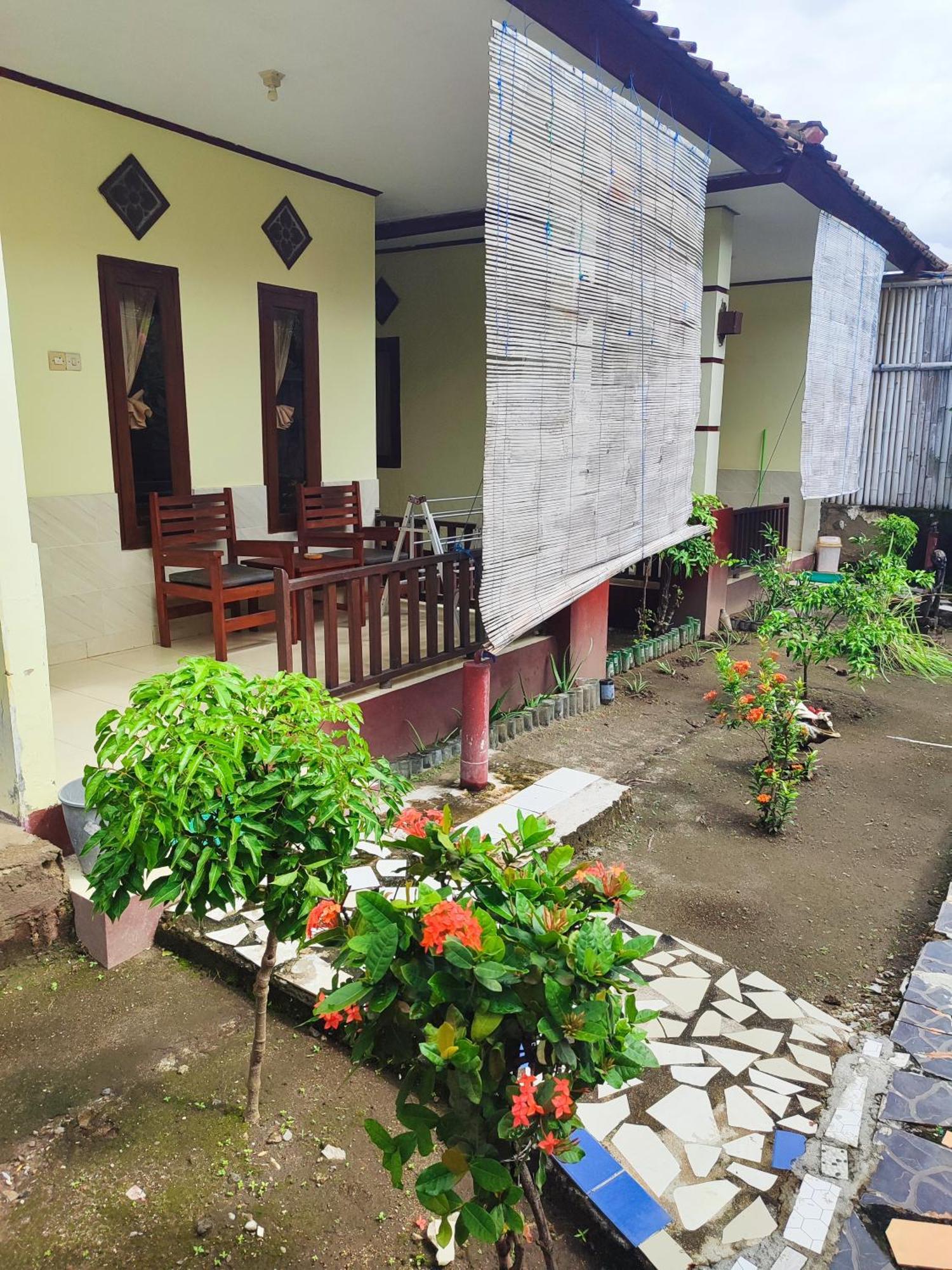 Family Bungalow Гили Мено Екстериор снимка